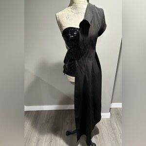 Woman’s Cardi B collection top